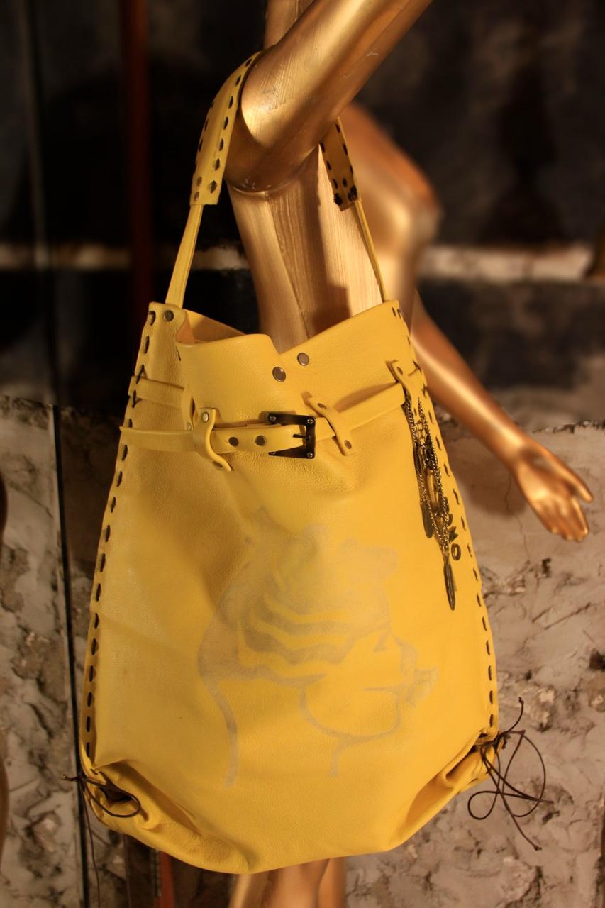 Brighte Yellow - L
